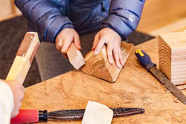 森の工作ひろば