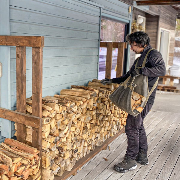 薪棚積みサービス